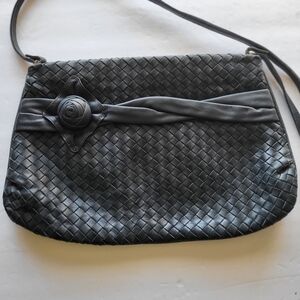 Chic Blue/Navy Woven Leather Shoulder Bag